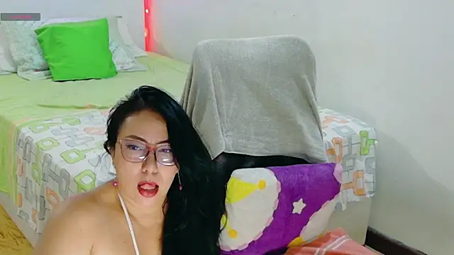 hottplay online show from March 2026 03:49:02 PM