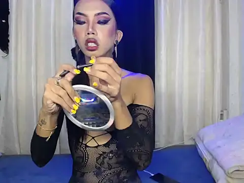 MirabelleNotch online show from December 2025 12:17:02 PM