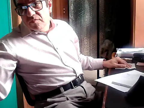 FernandoReuterG online show from October 2025 03:09:02 PM