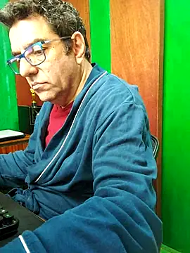 FernandoReuterG online show from October 2025 01:55:02 PM