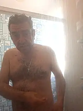 FernandoReuterG online show from January 2026 03:16:02 PM