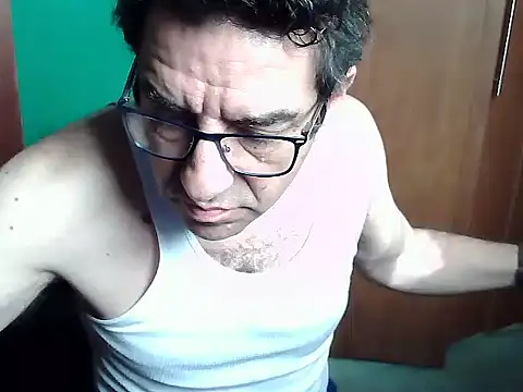 FernandoReuterG online show from October 2025 03:24:02 PM