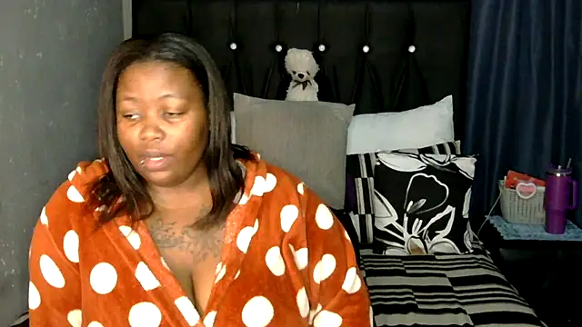 caramelbooty69 online show from April 2026 03:41:01 AM