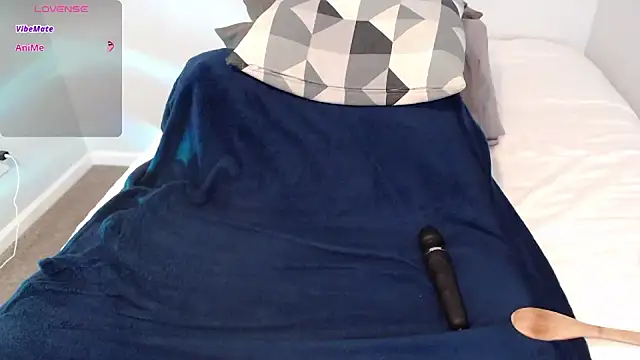 Snapshot of Agatha6969x chatting on October 2025 12:48:02 PM Agatha6969x online show from October 2025 12:48:02 PM