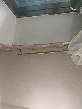 Kristi Ricky online show from October 2025 12:39:01 PM