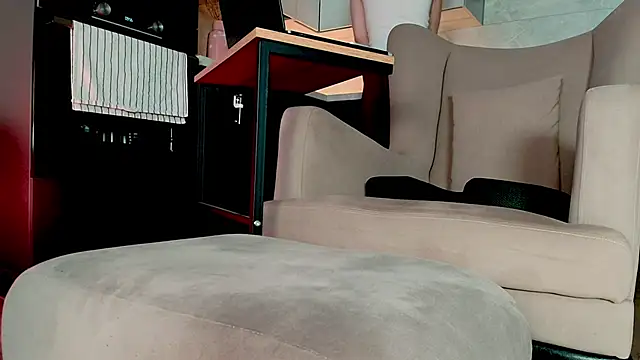 Yourfreebird online show from March 2026 06:58:02 AM