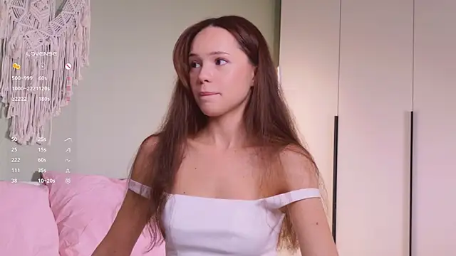 Rinas secret online show from October 2025 07:31:01 AM