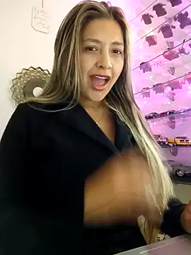 alana 69 online show from February 2026 11:15:02 PM