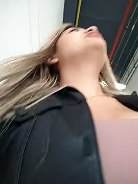 alana 69 online show from April 2026 08:37:02 PM