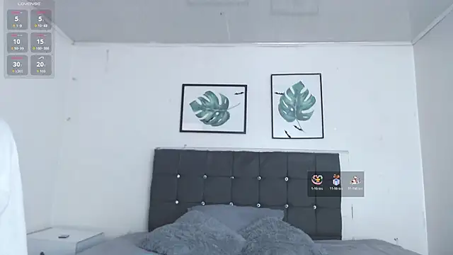 selena yourmilf online show from February 2026 04:38:01 PM