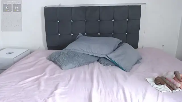 selena yourmilf online show from February 2026 03:53:01 PM