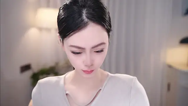 Ocean--Lili online show from November 2025 02:10:01 PM