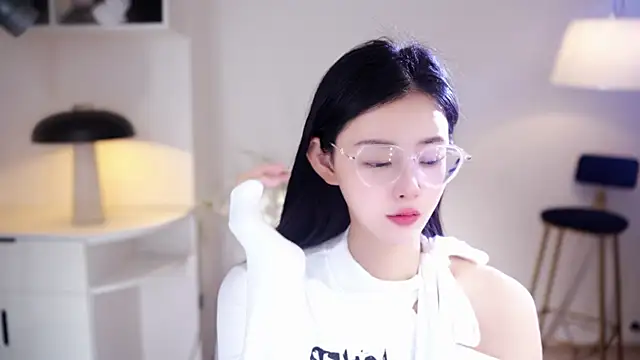 Ocean--Lili online show from January 2026 02:13:01 PM