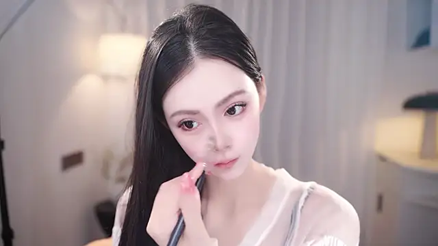 Ocean--Lili online show from November 2025 02:12:01 PM