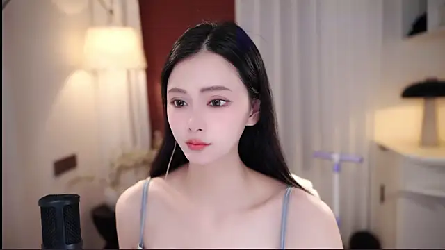 Ocean--Lili online show from September 2025 02:05:01 PM