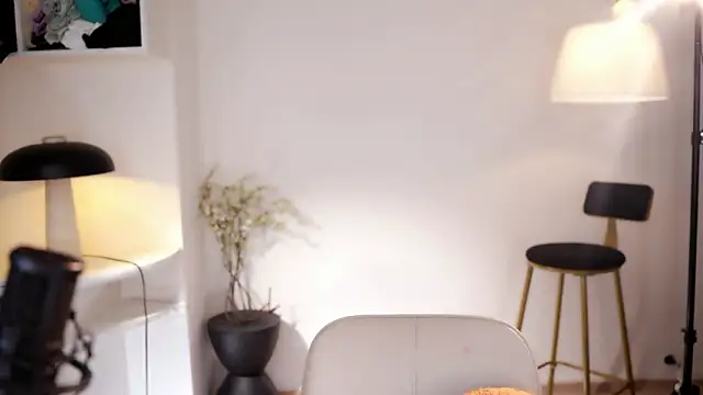 Ocean--Lili online show from February 2026 02:06:01 PM