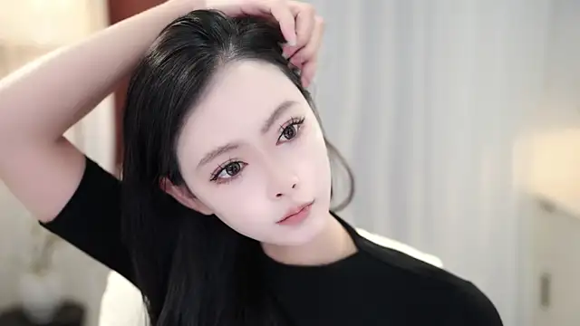 Ocean--Lili online show from September 2025 02:06:02 PM