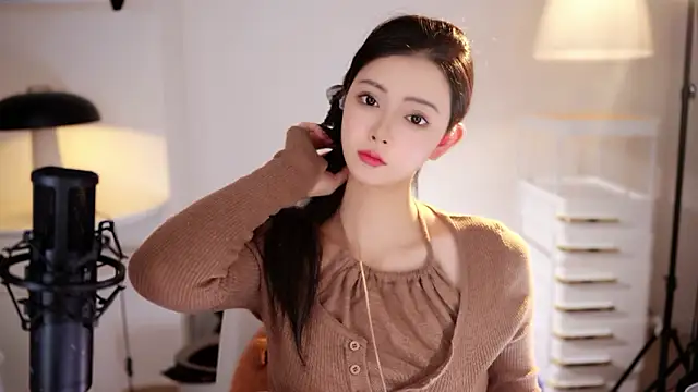 Ocean--Lili online show from March 2026 02:11:01 PM