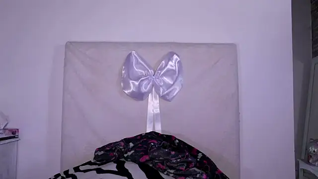 Angelas dream online show from December 2025 06:35:01 PM