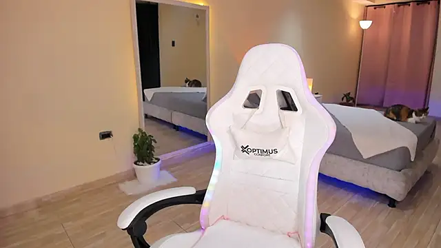 carleee winter online show from September 2025 11:44:01 PM