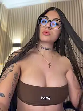 Sarasanders 4 online show from March 2026 01:54:02 AM