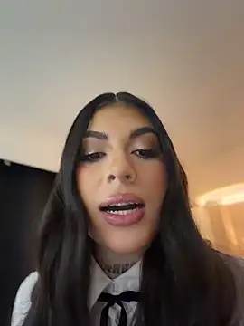 Sarasanders 4 online show from March 2026 12:13:01 AM