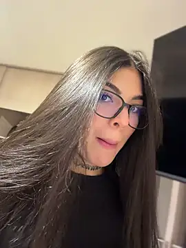 Sarasanders 4 online show from July 2026 01:38:02 AM