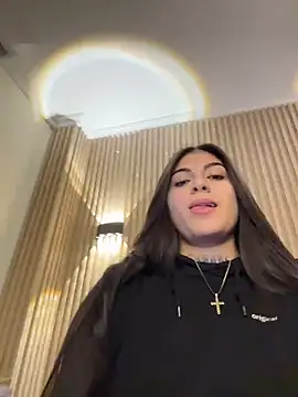 Sarasanders 4 online show from November 2025 03:54:02 AM