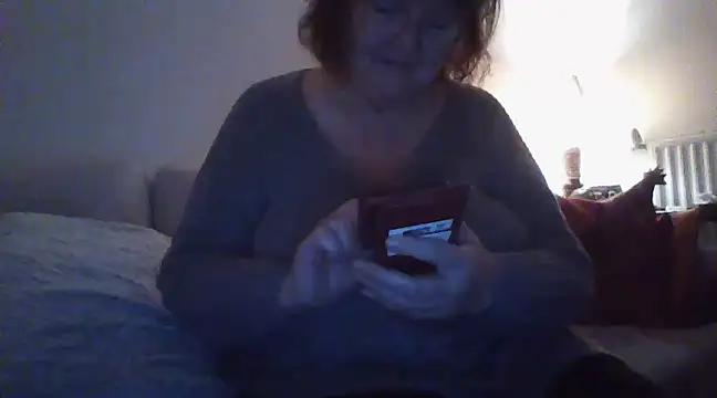 Snapshot of sheerazade chatting on December 2024 09:42:02 PM sheerazade online show from December 2024 09:42:02 PM