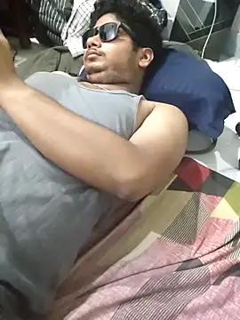 thebrownboi01 online show from September 2025 03:17:01 PM