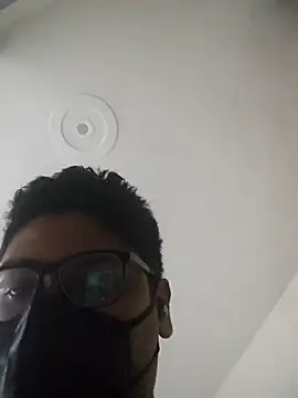 thebrownboi01 online show from February 2026 01:05:02 AM