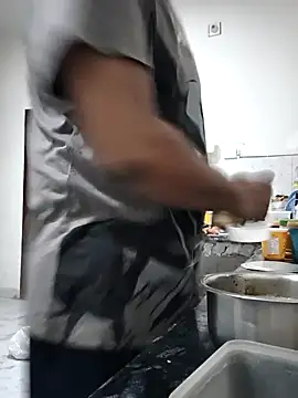 thebrownboi01 online show from November 2025 02:01:01 PM