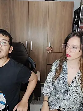 Isaandysex2428 online show from February 2026 03:45:01 PM