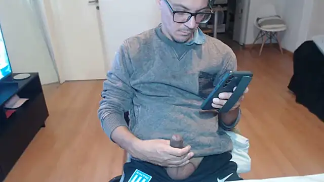 Snapshot of guachin_hunk chatting on July 2026 10:09:01 PM guachin hunk online show from July 2026 10:09:01 PM