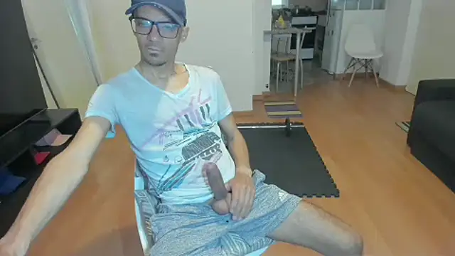 guachin hunk online show from September 2025 01:38:02 PM