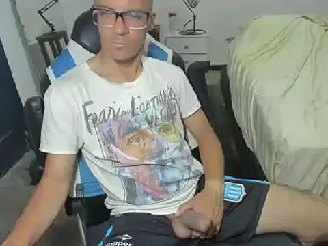 guachin hunk online show from December 2024 04:31:02 AM