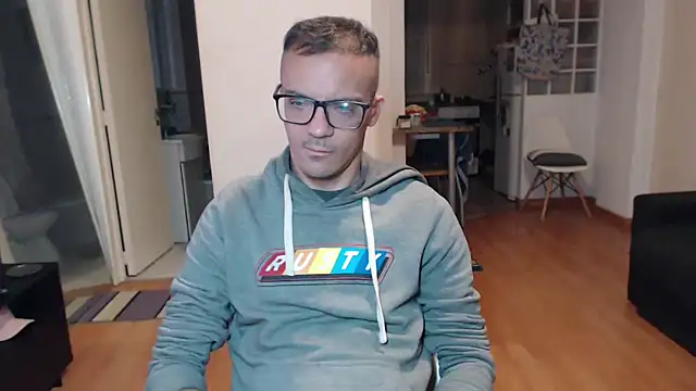 guachin hunk online show from April 2026 12:25:01 AM