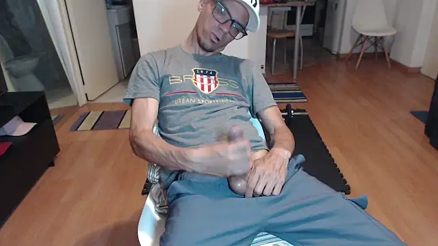 guachin hunk online show from September 2025 03:57:01 AM