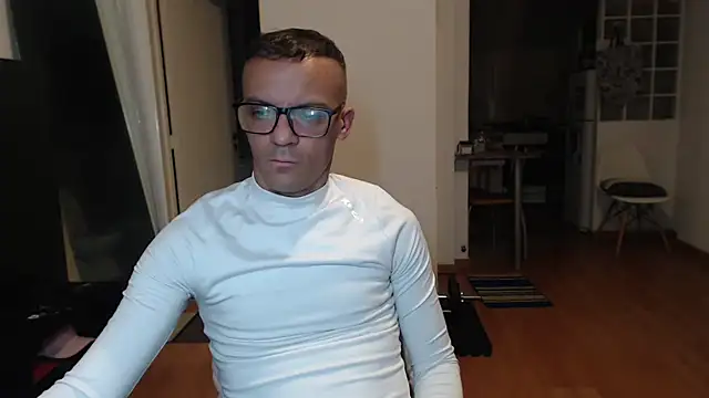 guachin hunk online show from April 2026 04:41:02 AM