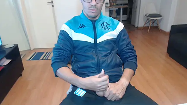 guachin hunk online show from May 2026 11:21:02 PM