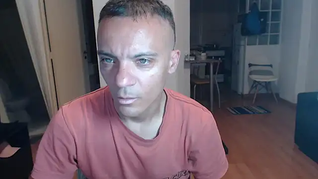 Snapshot of guachin_hunk chatting on December 2025 01:06:01 AM guachin hunk online show from December 2025 01:06:01 AM