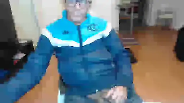 Snapshot of guachin_hunk chatting on July 2026 04:34:02 AM guachin hunk online show from July 2026 04:34:02 AM