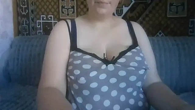 Snapshot of Diana_Britt chatting on June 2026 06:23:02 AM Diana Britt online show from June 2026 06:23:02 AM