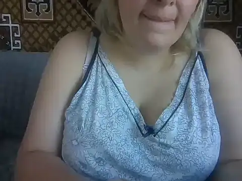 Diana Britt online show from September 2025 06:09:02 AM