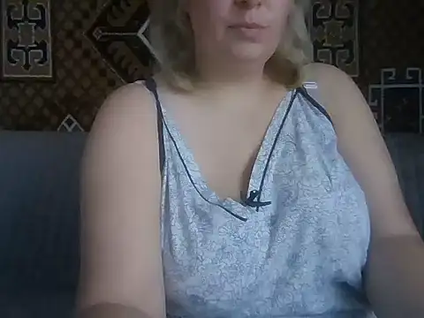 Diana Britt online show from September 2025 05:36:01 AM