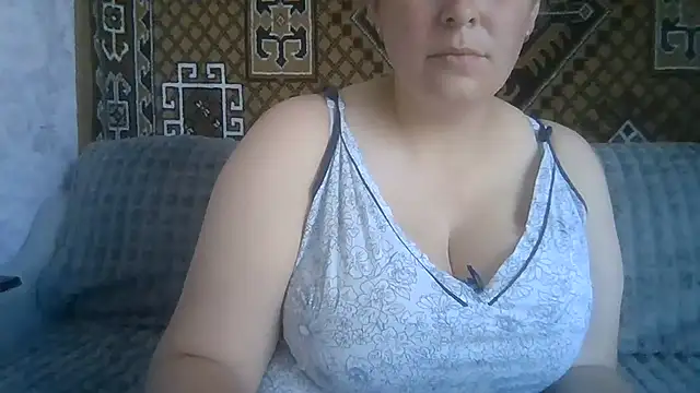 Snapshot of Diana_Britt chatting on June 2026 07:14:01 AM Diana Britt online show from June 2026 07:14:01 AM