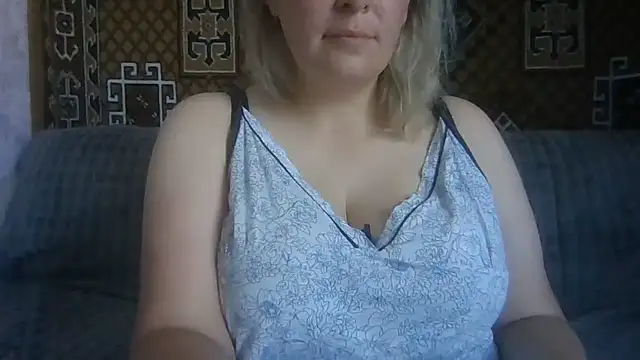 Snapshot of Diana_Britt chatting on June 2026 07:57:01 AM Diana Britt online show from June 2026 07:57:01 AM