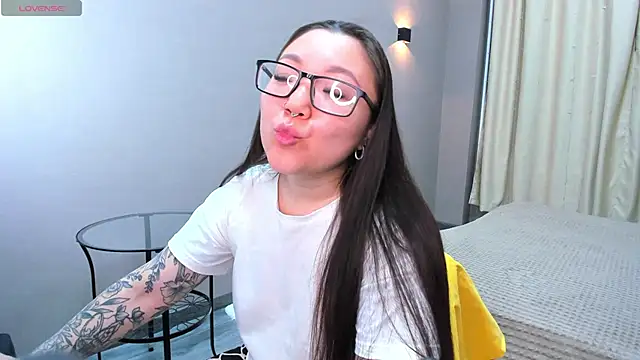 gentle muse online show from February 2026 12:21:01 AM