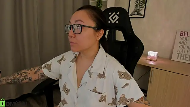 gentle muse online show from February 2026 12:09:02 AM