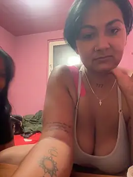 Madsion23 online show from September 2025 06:23:01 PM